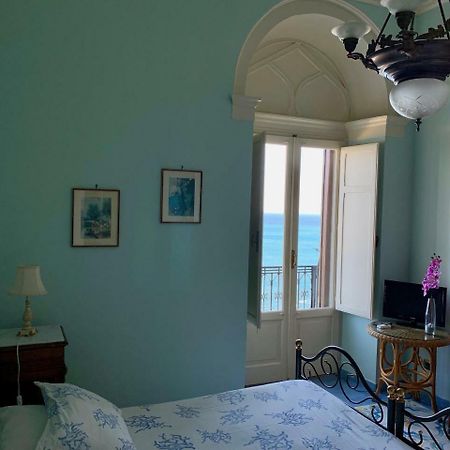 B&B Villa Antonio Taormina Bagian luar foto